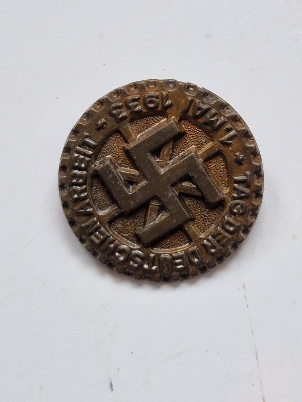 Day Badge