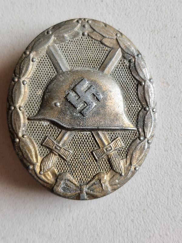 Gold Wound Badge