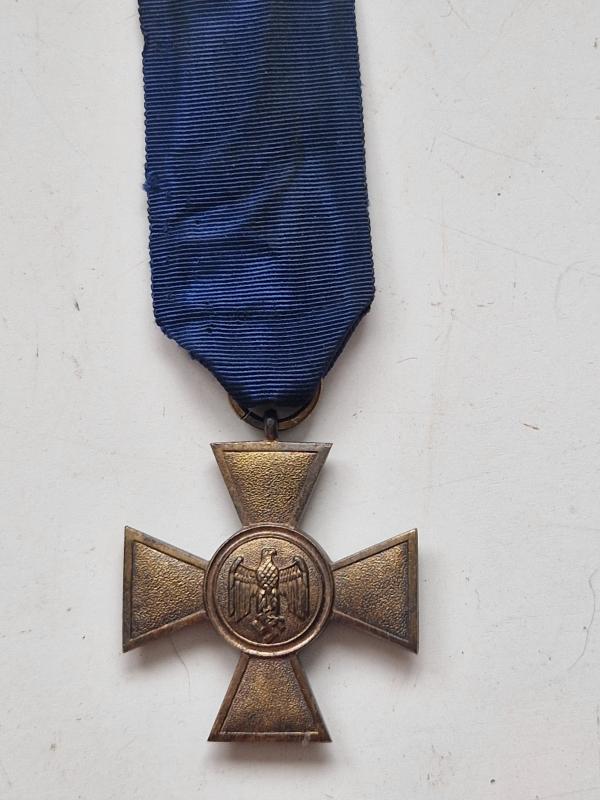 25 Year Service Medal