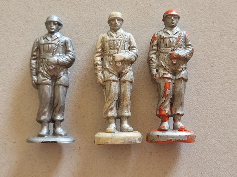 German Paratrooper Donation Figures