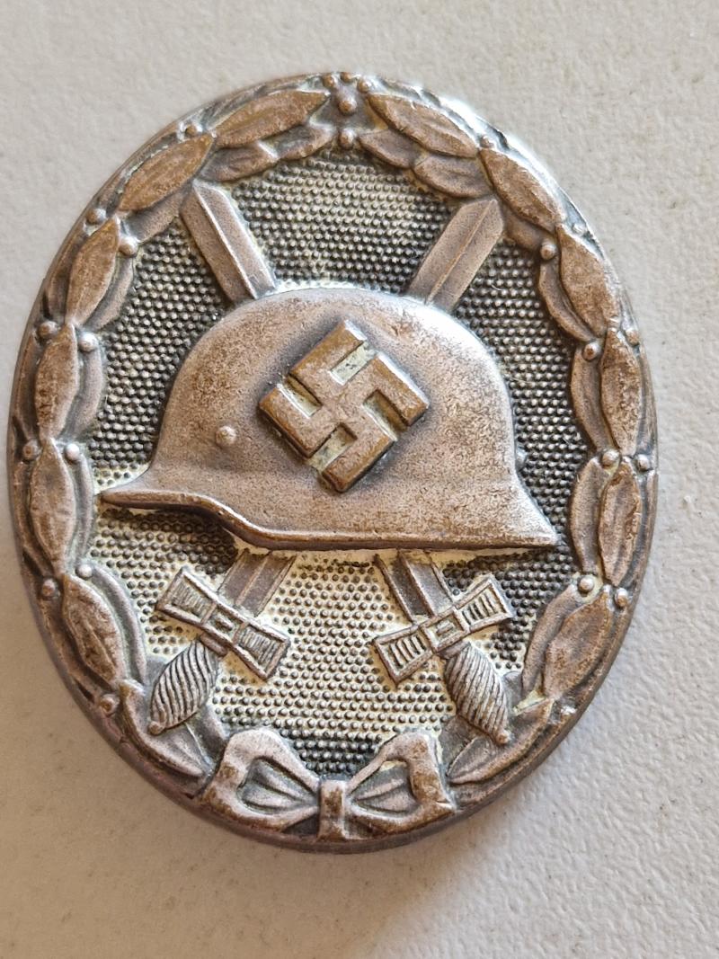 Early Silver Wound Badge