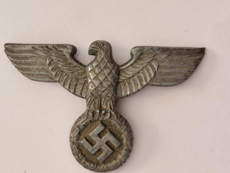 Political Cap Badge
