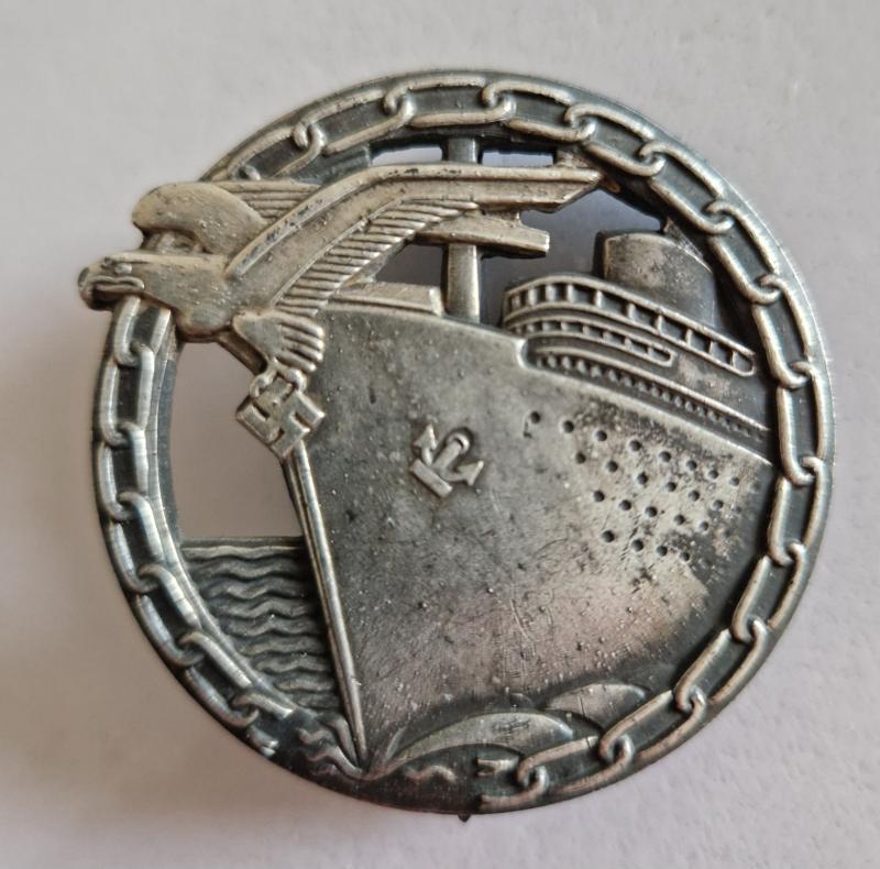 Early Schwerin Blockade Runners Badge