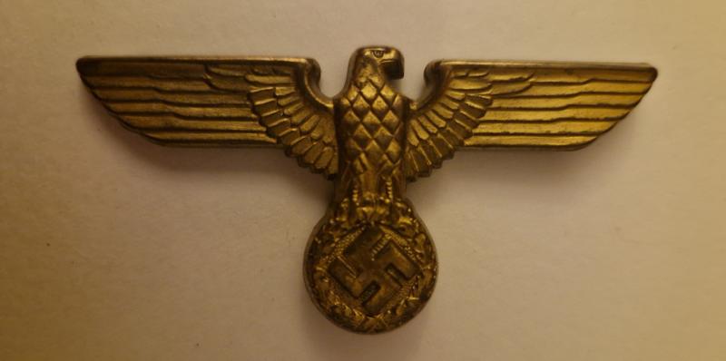 Political Leaders Cap Badge