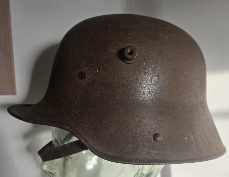 German WW1 M16 Combat Helmet