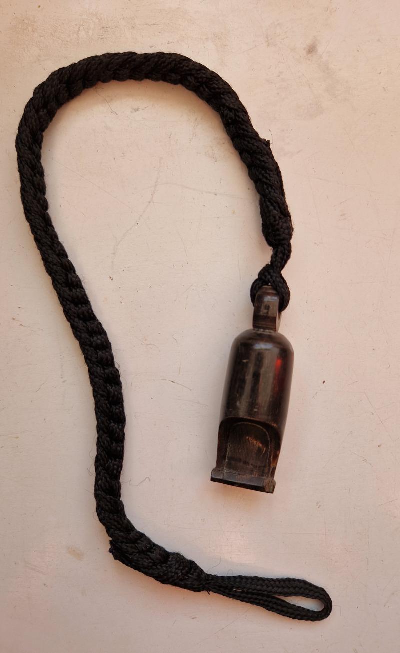 Hj Whistle with Lanyard