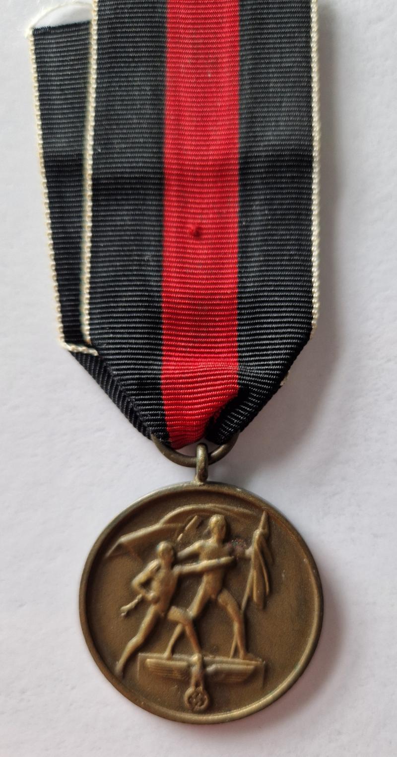 1st October Medal 1938