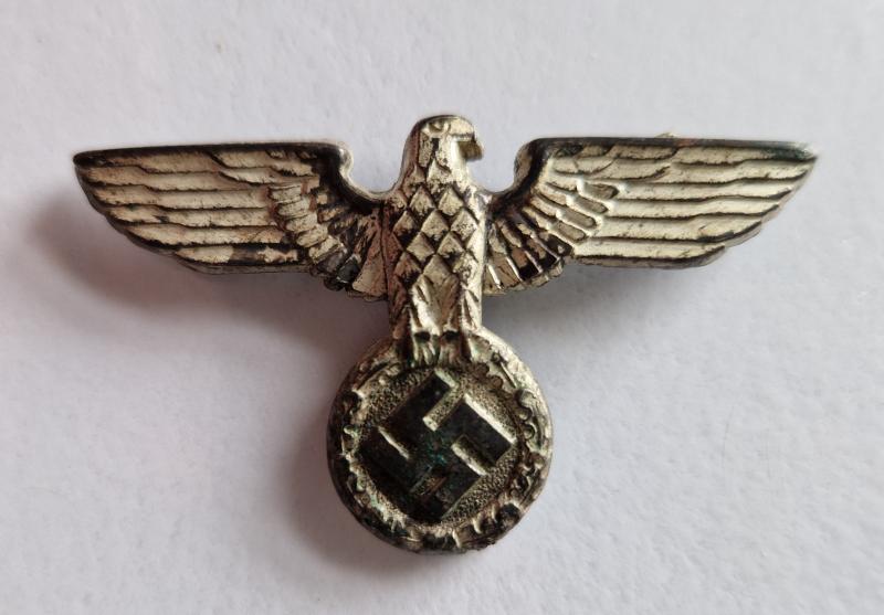 Political Cap Badge