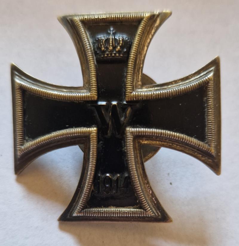 Iron Cross 1st Class 1914 Screwback